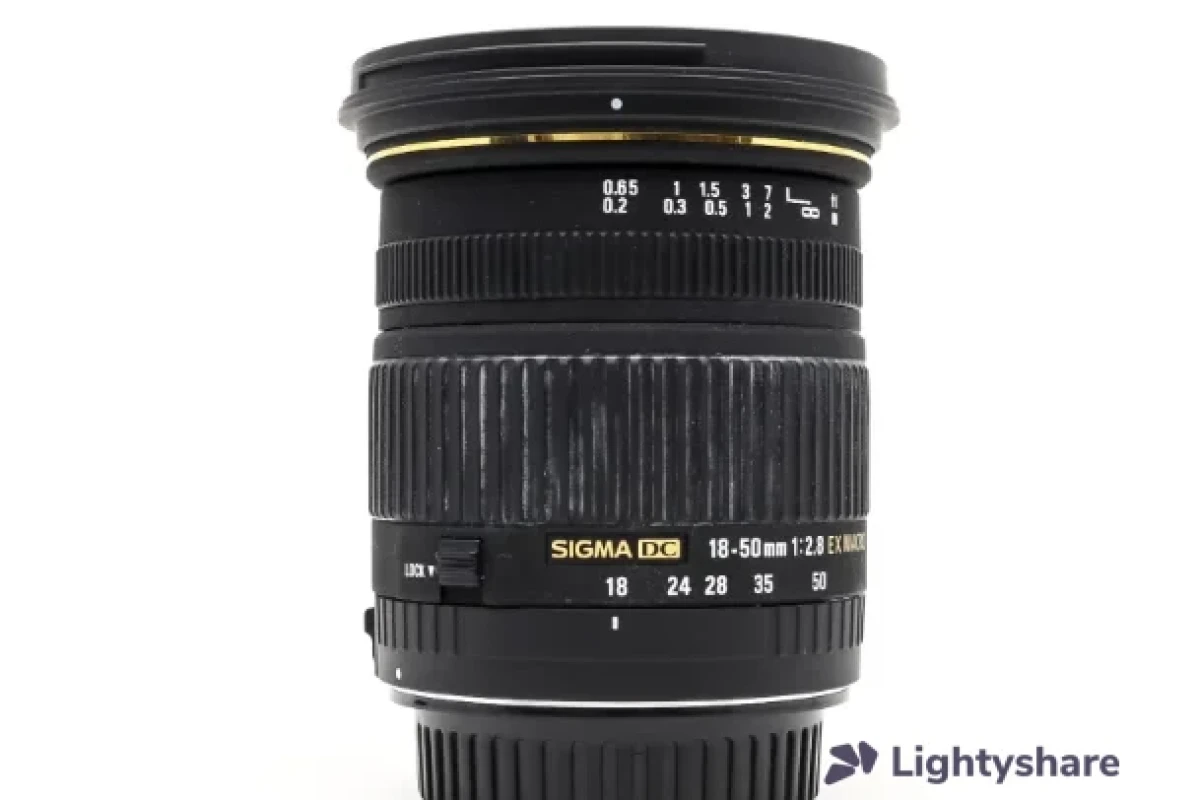 Location Sigma 18-50mm f/2.8 EX DC HSM Macro - Lightyshare
