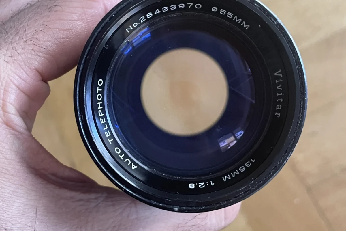 Location Minolta 135mm F2.8mm - Lightyshare