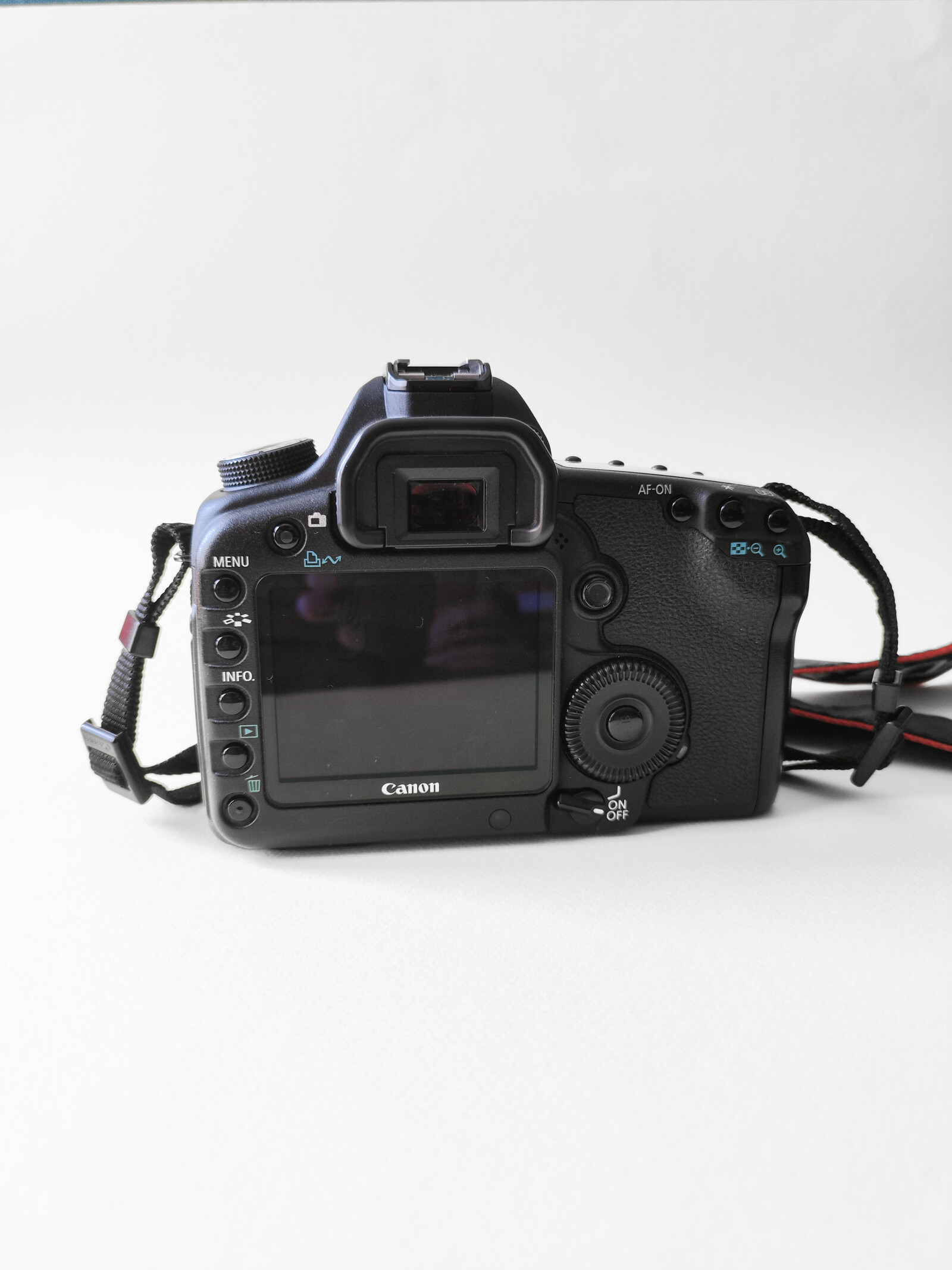 Canon 5D Mark II - Photo 3 sur 3