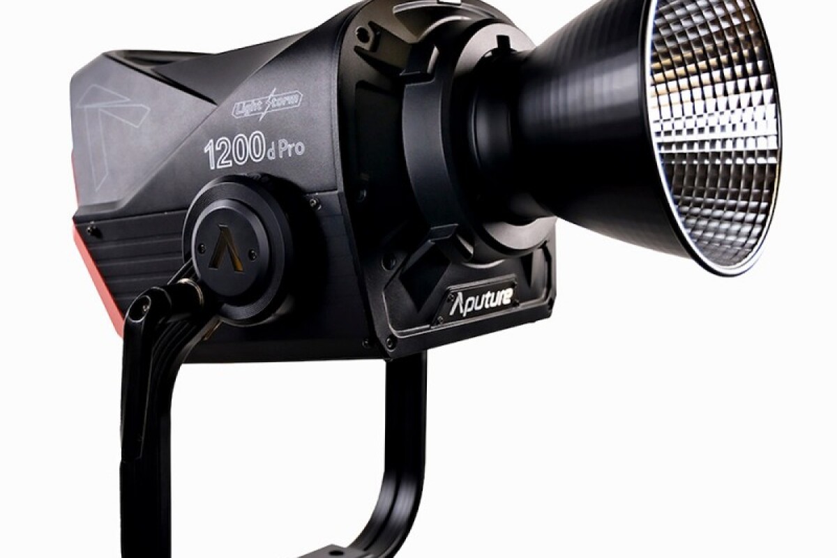 Location Aputure LS 1200d Pro - Lightyshare