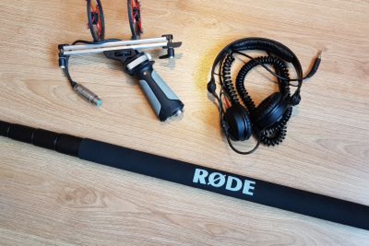 Location Kit prise de son PERCHE + TASCAM DR-40 + CASQUE - Lightyshare
