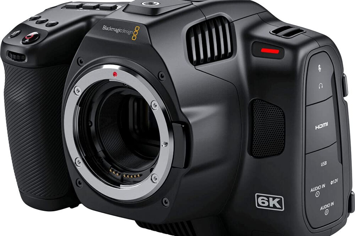 Location Blackmagic Design Pocket Cinema Camera 6K Pro - Lightyshare