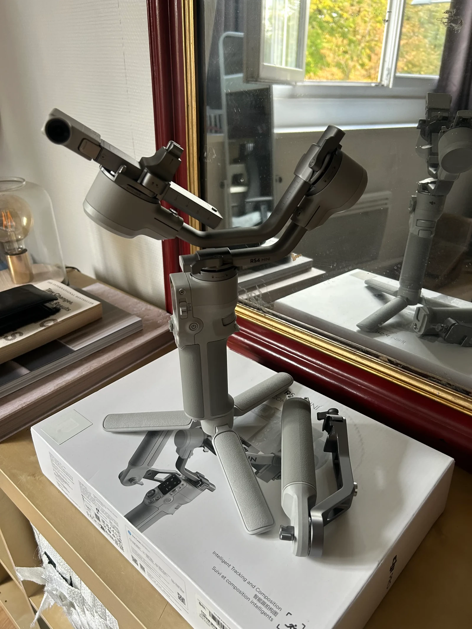 DJI RS 4 Mini Combo - Photo 2 sur 3