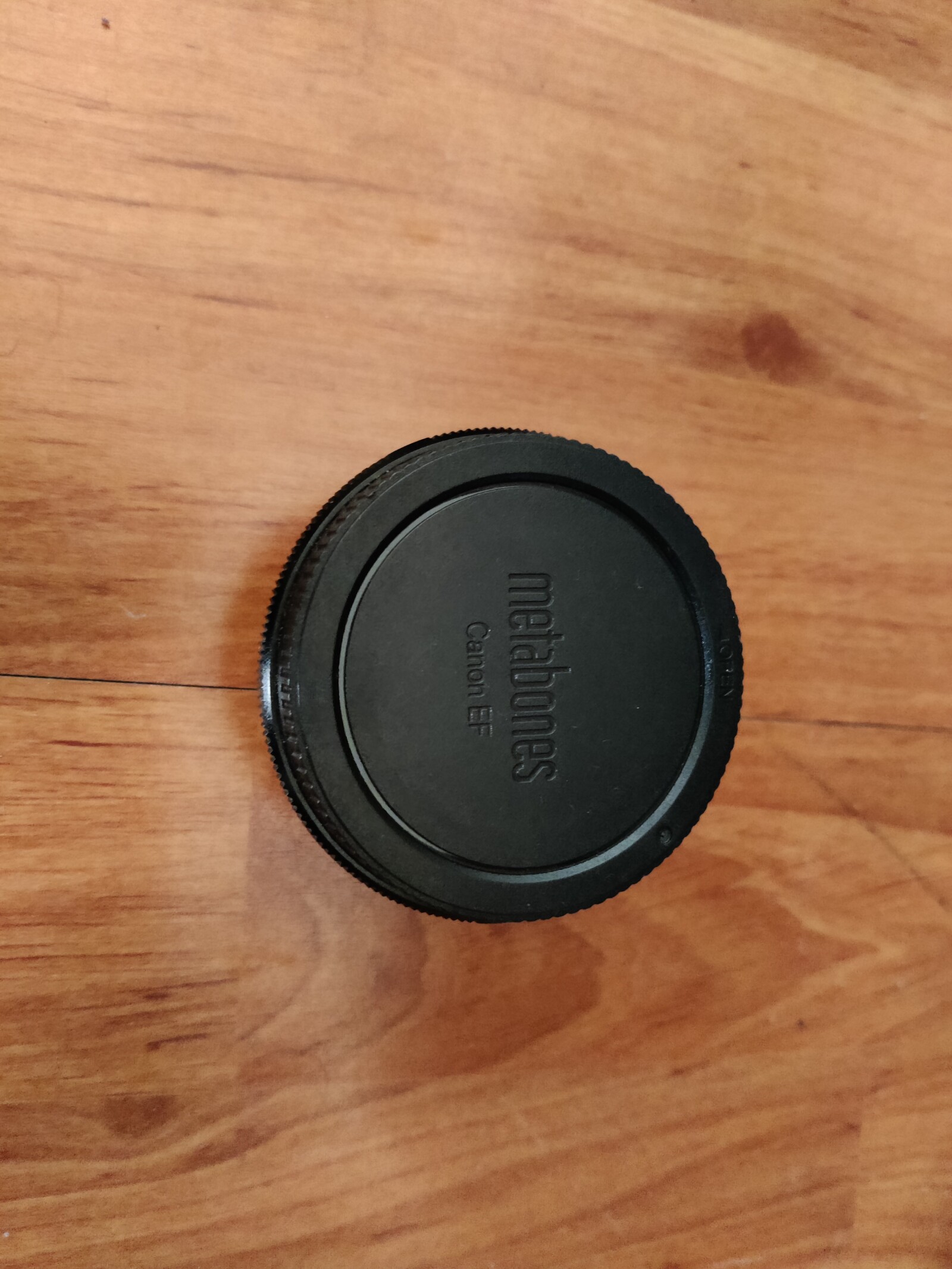 Metabones Speed Booster Ultra 0.71x, Monture EF vers Micro 4/3 - Photo 2 sur 2