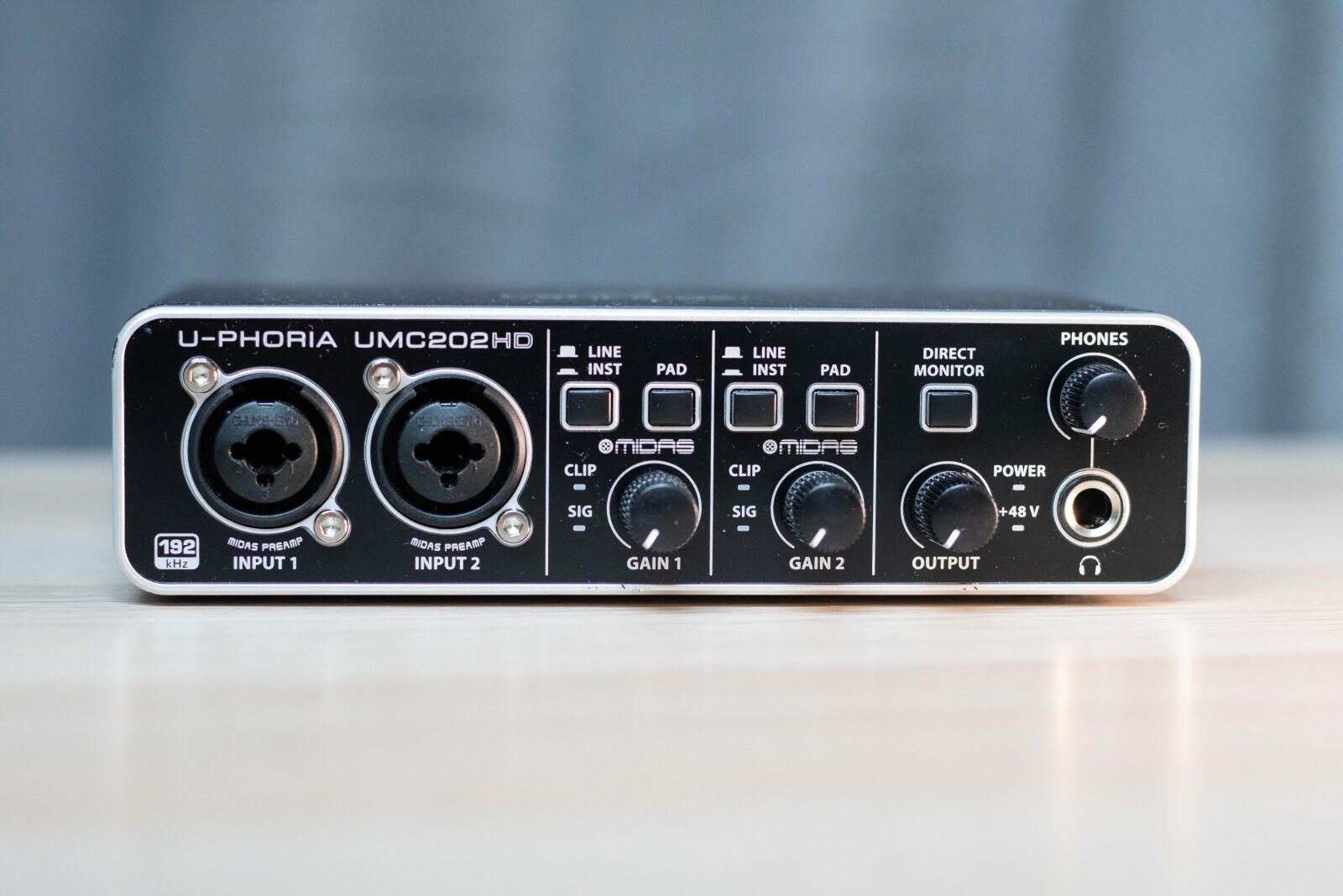 Behringer UMC202HD - Photo 2 sur 3