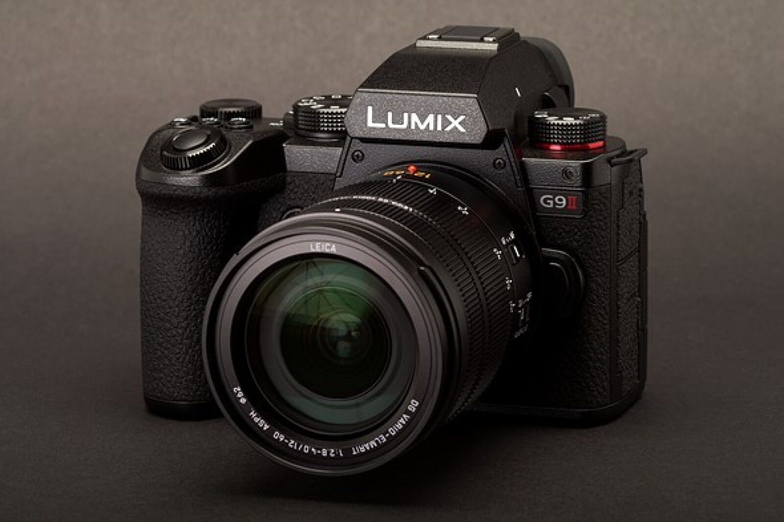 Panasonic Lumix G9 II + Objectif 12-60 f/2.8-f/4 - Photo 1 sur 3