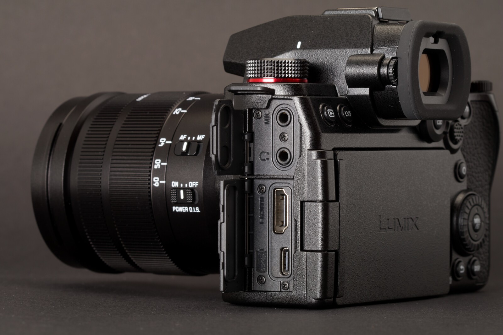 Panasonic Lumix G9 II + Objectif 12-60 f/2.8-f/4 - Photo 2 sur 3