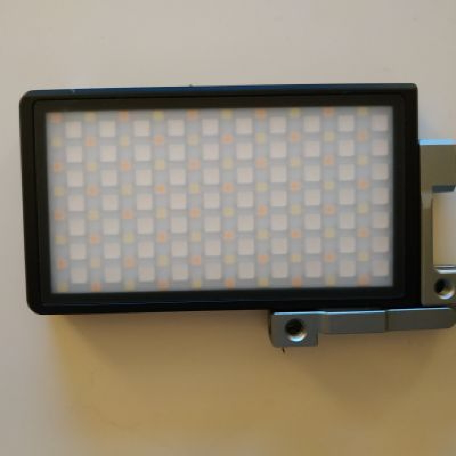 Minette RGB (boling BL-P1) - Photo 1 sur 5