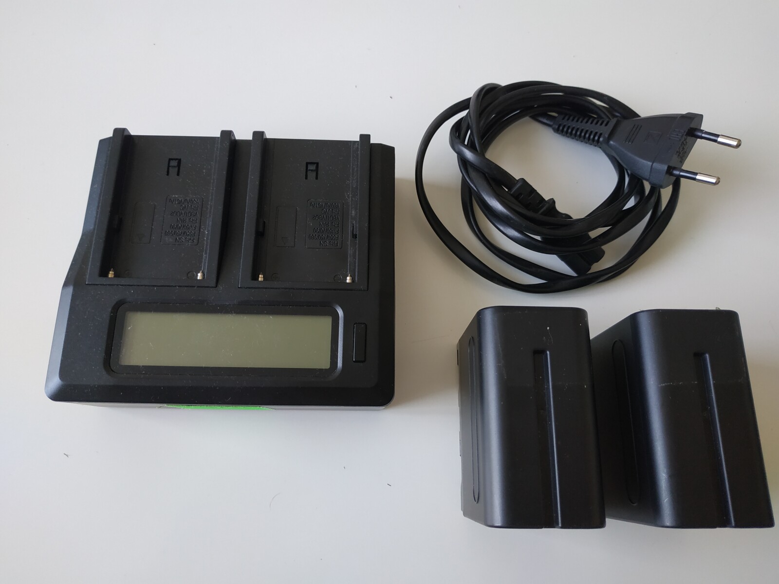 Batteries NPF 970 - Photo 1 sur 3
