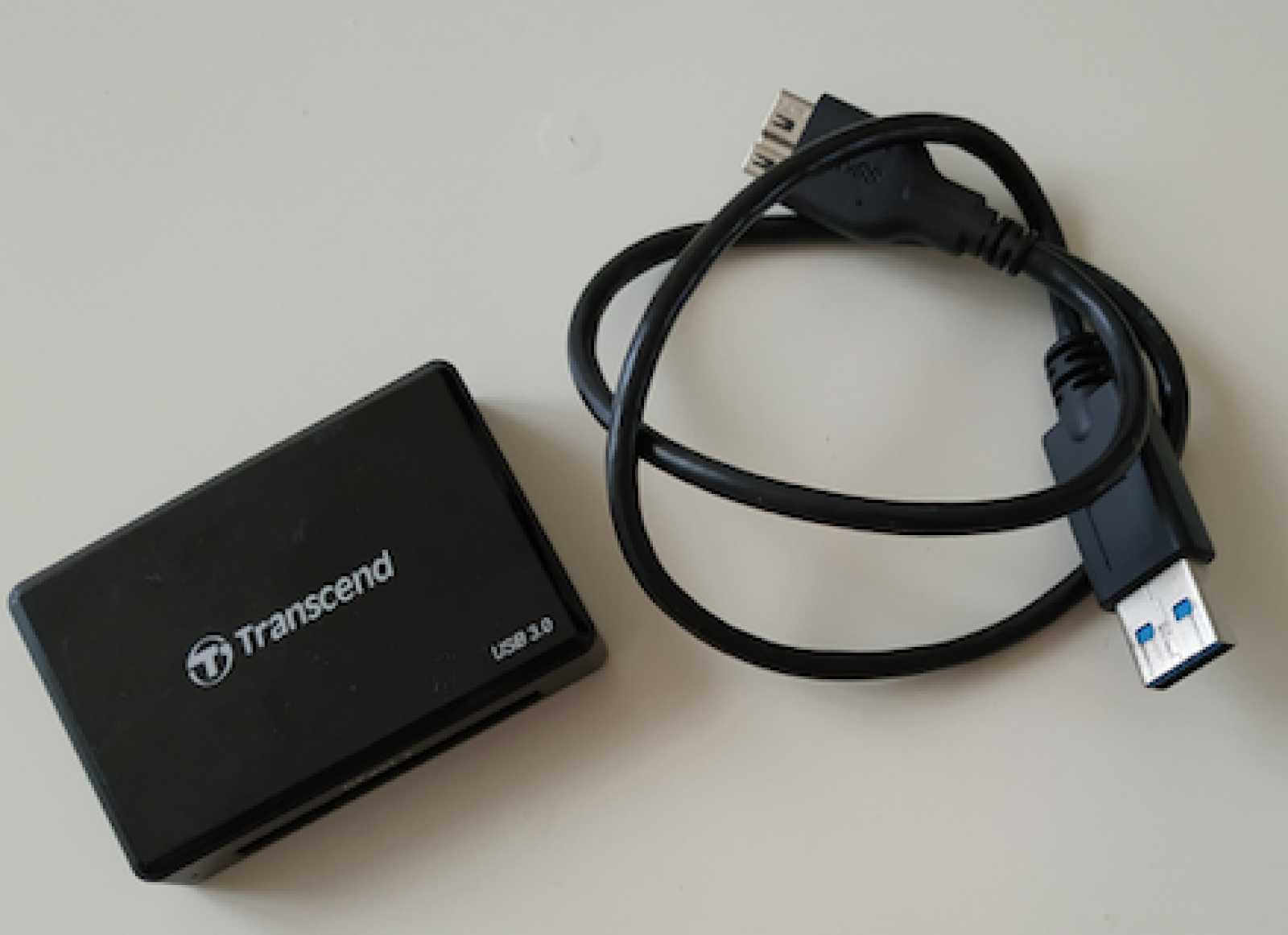  Blackmagic URSA MINI PRO 4,6K - Photo 5 sur 7