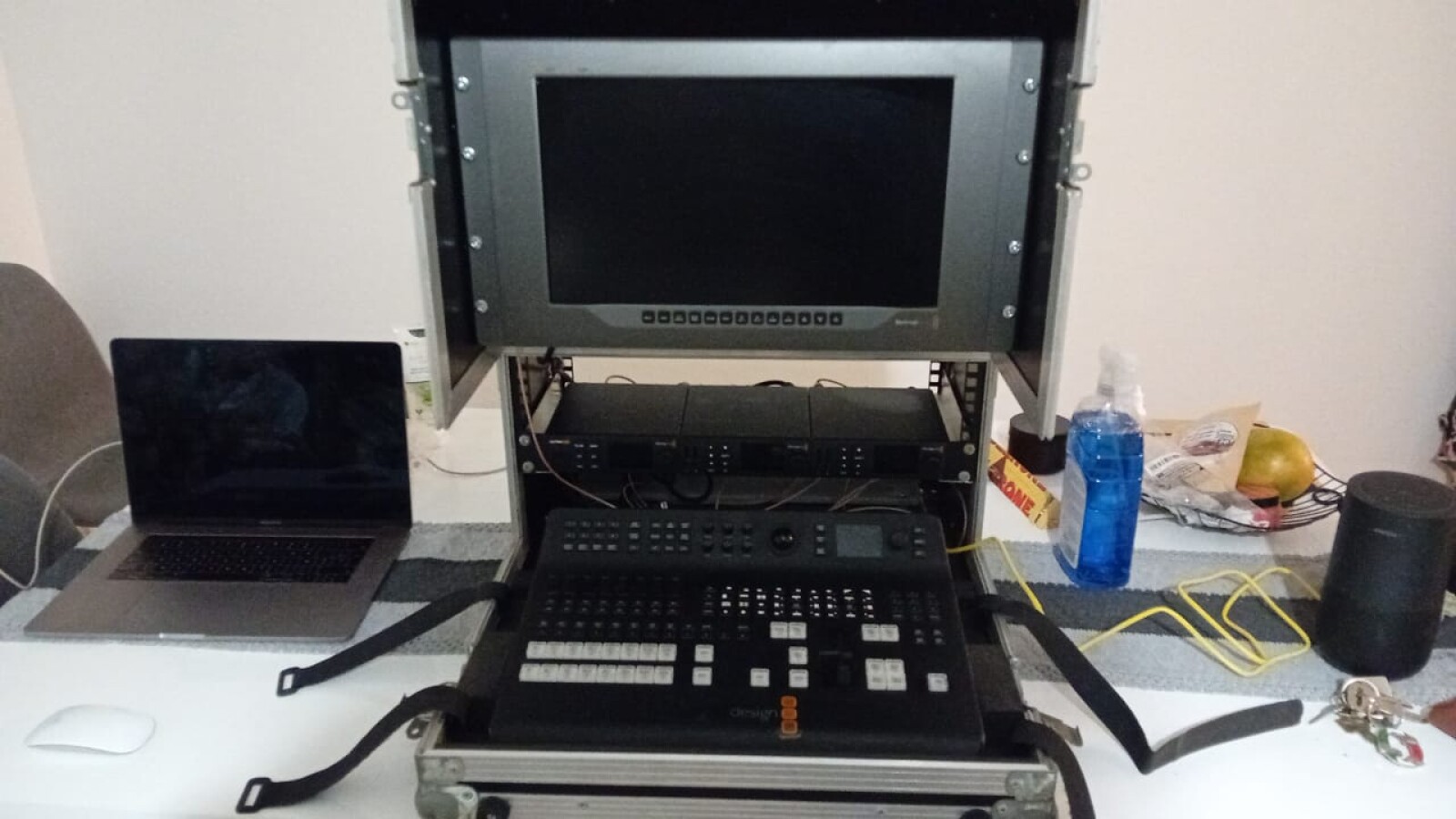 Blackmagic Design ATEM Television Studio Pro 4K - Photo 1 sur 4