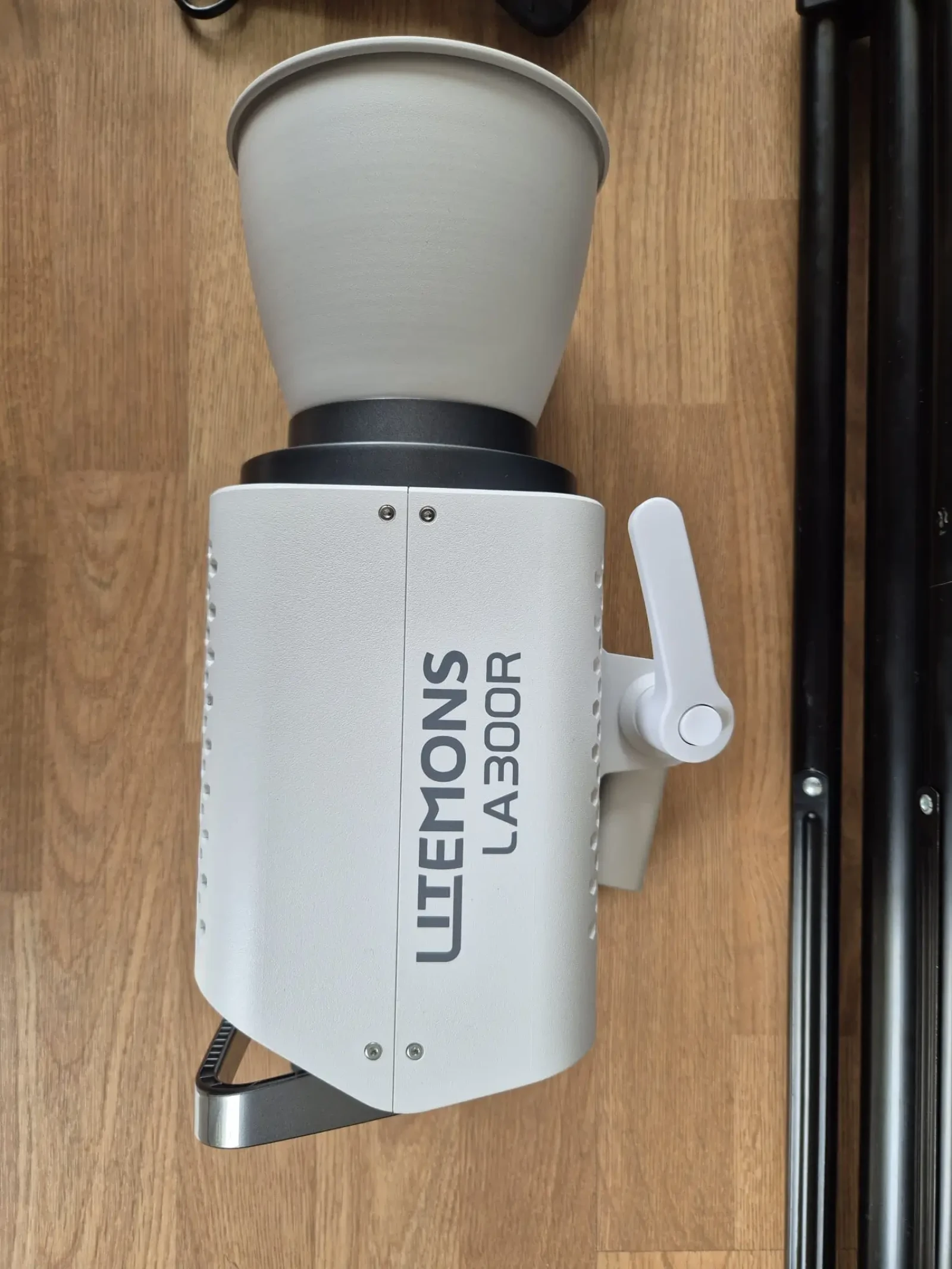 Godox LA300R - Photo 2 sur 3