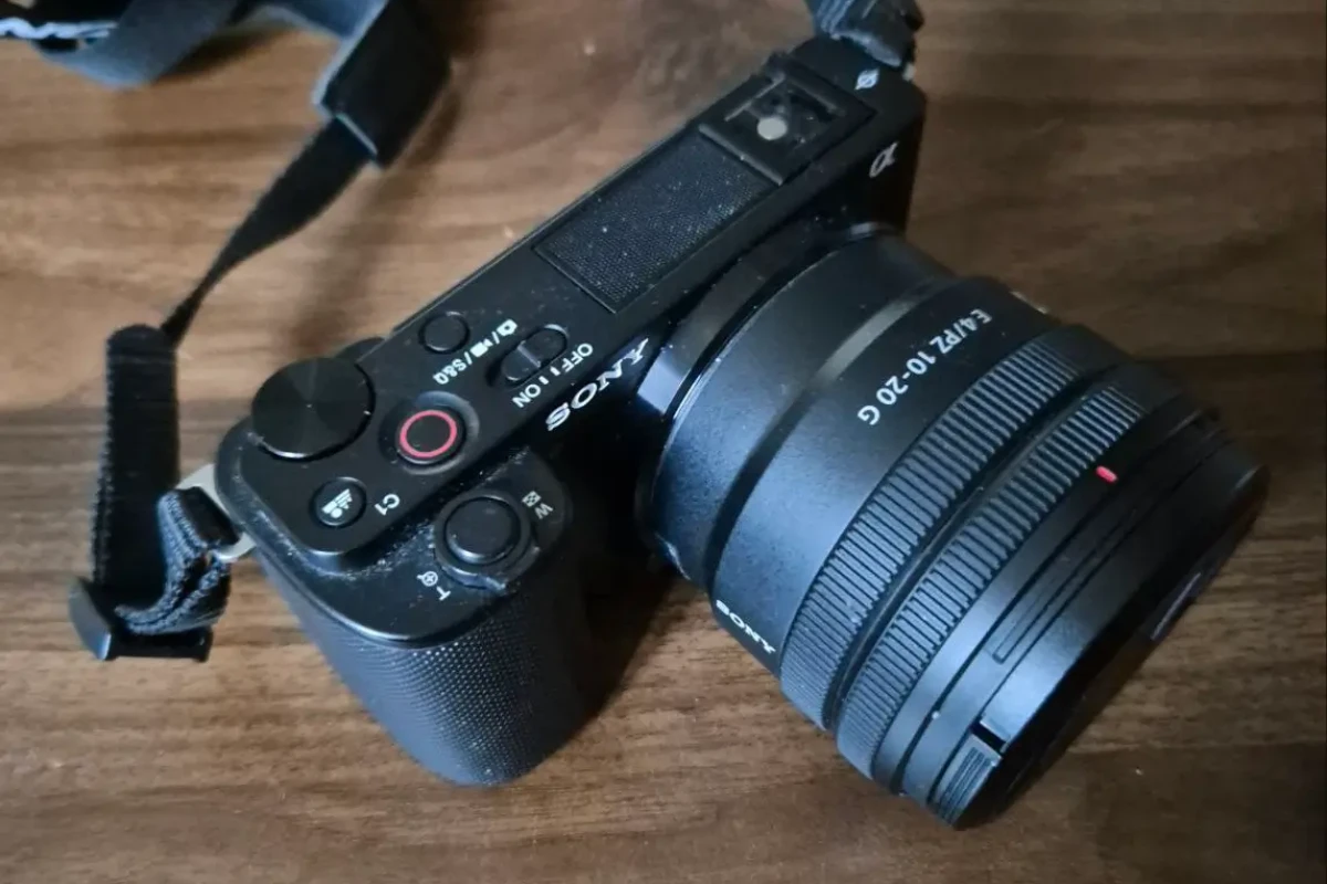 Location Sony ZV-E10 - Lightyshare