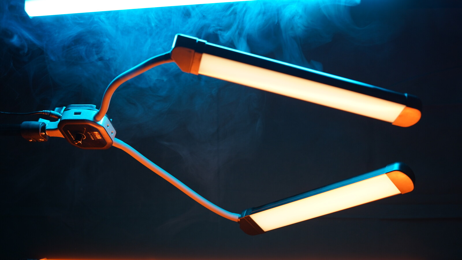 Lumières à BRAS LED - Photo 2 sur 3