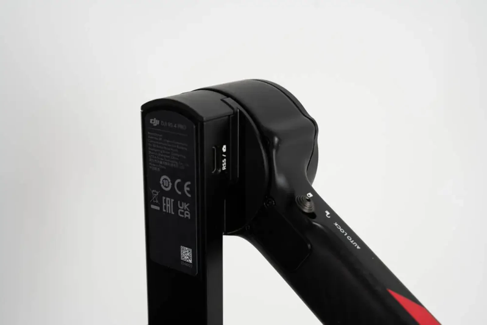 DJI Ronin RS4 Pro - Photo 7 sur 10