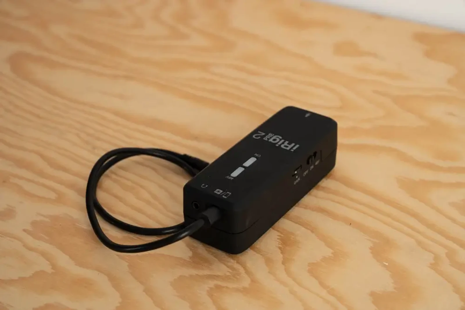 IK Multimedia iRig Pre 2 - Photo 2 sur 6
