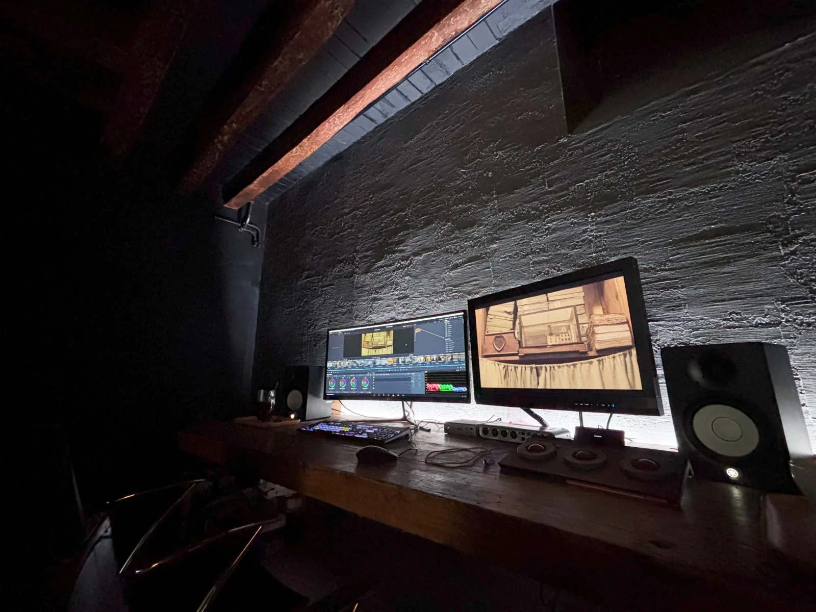 Salle de montage Avid Media Composer / Premiere Pro / Resolve - Photo 2 sur 2