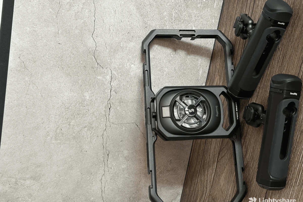 Location Smallrig Kit de Refroidissement Tout-en-Un pour iPhone/Android - Lightyshare