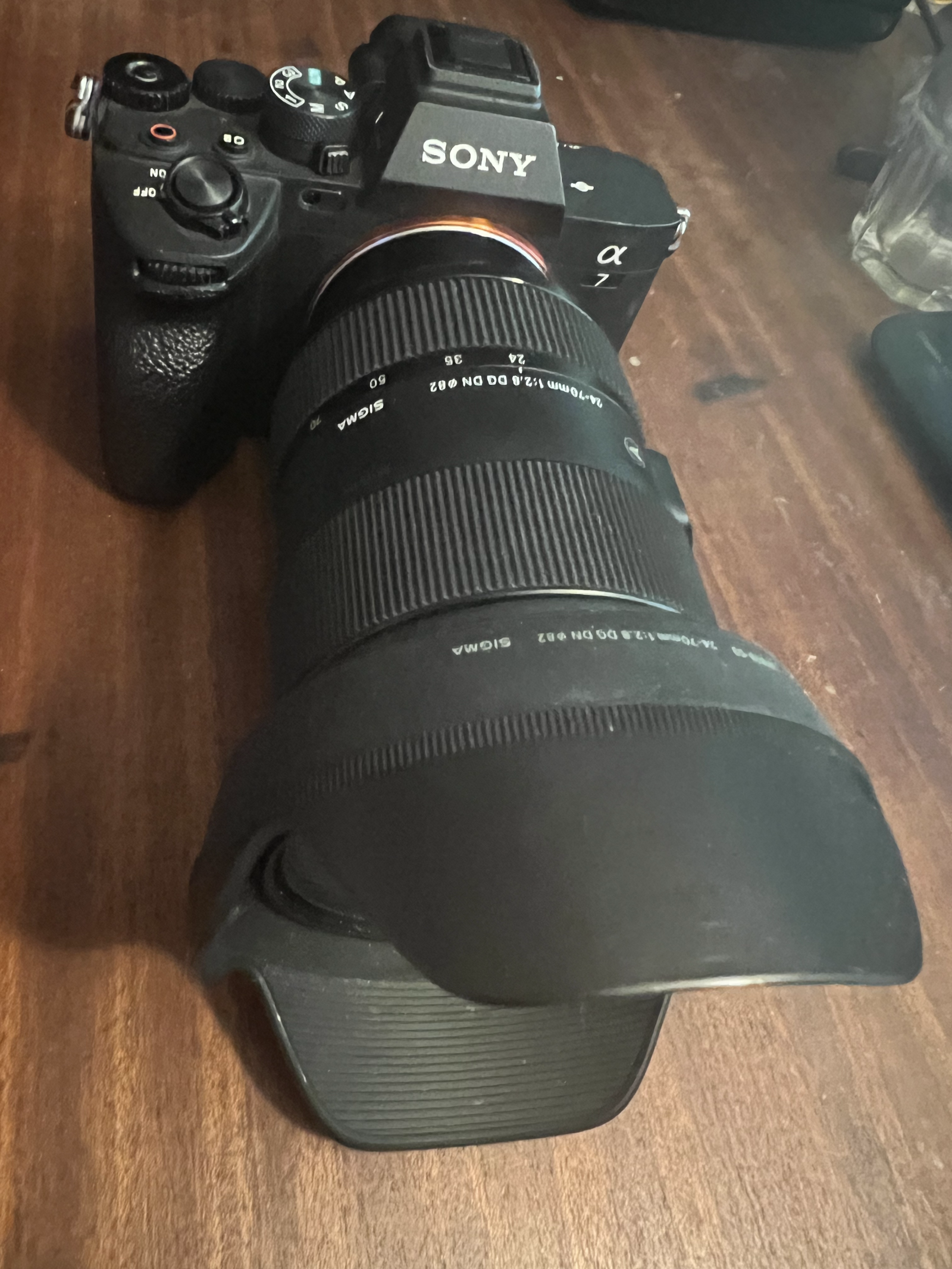 Sony Alpha 7 IV (A74) - Photo 2 sur 3