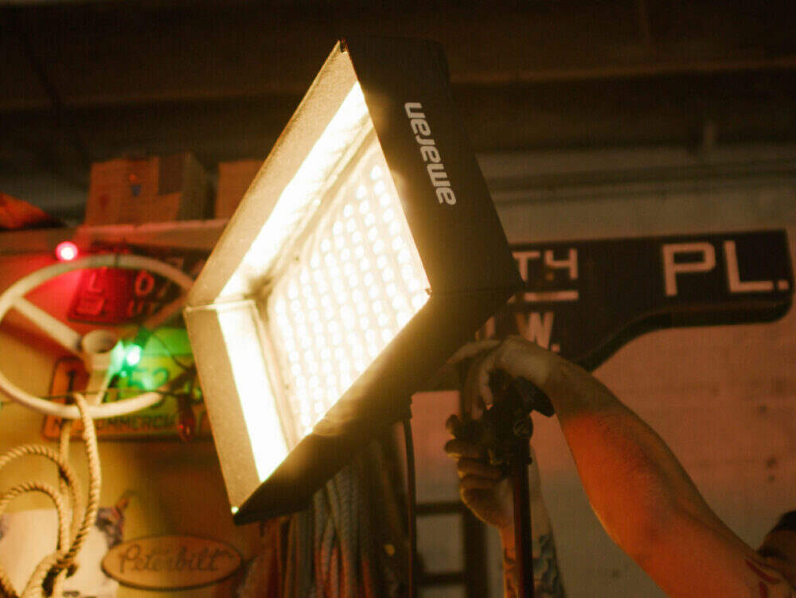Aputure Amaran F21X - Photo 4 sur 4