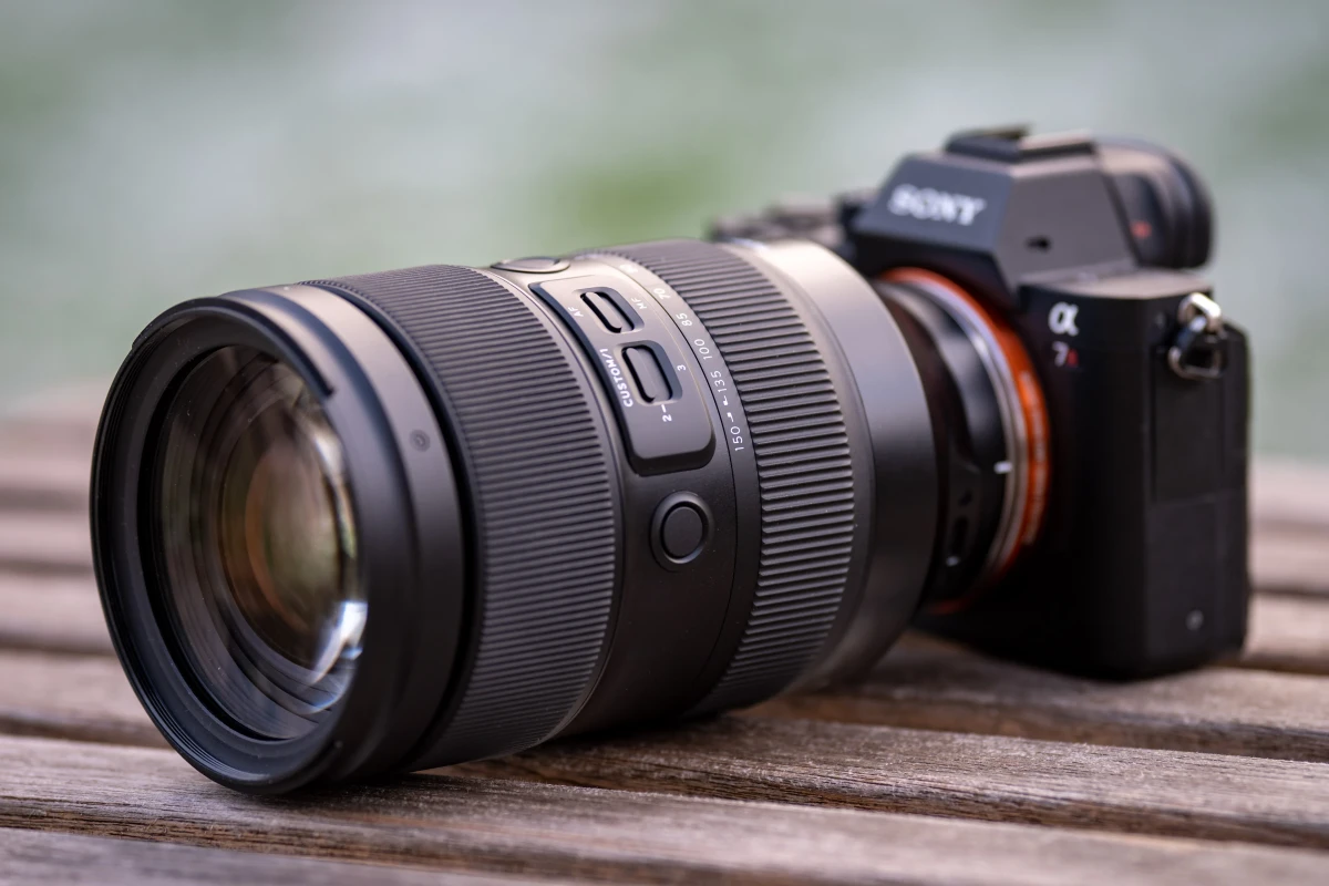 Location Tamron 35-150mm f/2-2.8 Di III SONY FE - Lightyshare