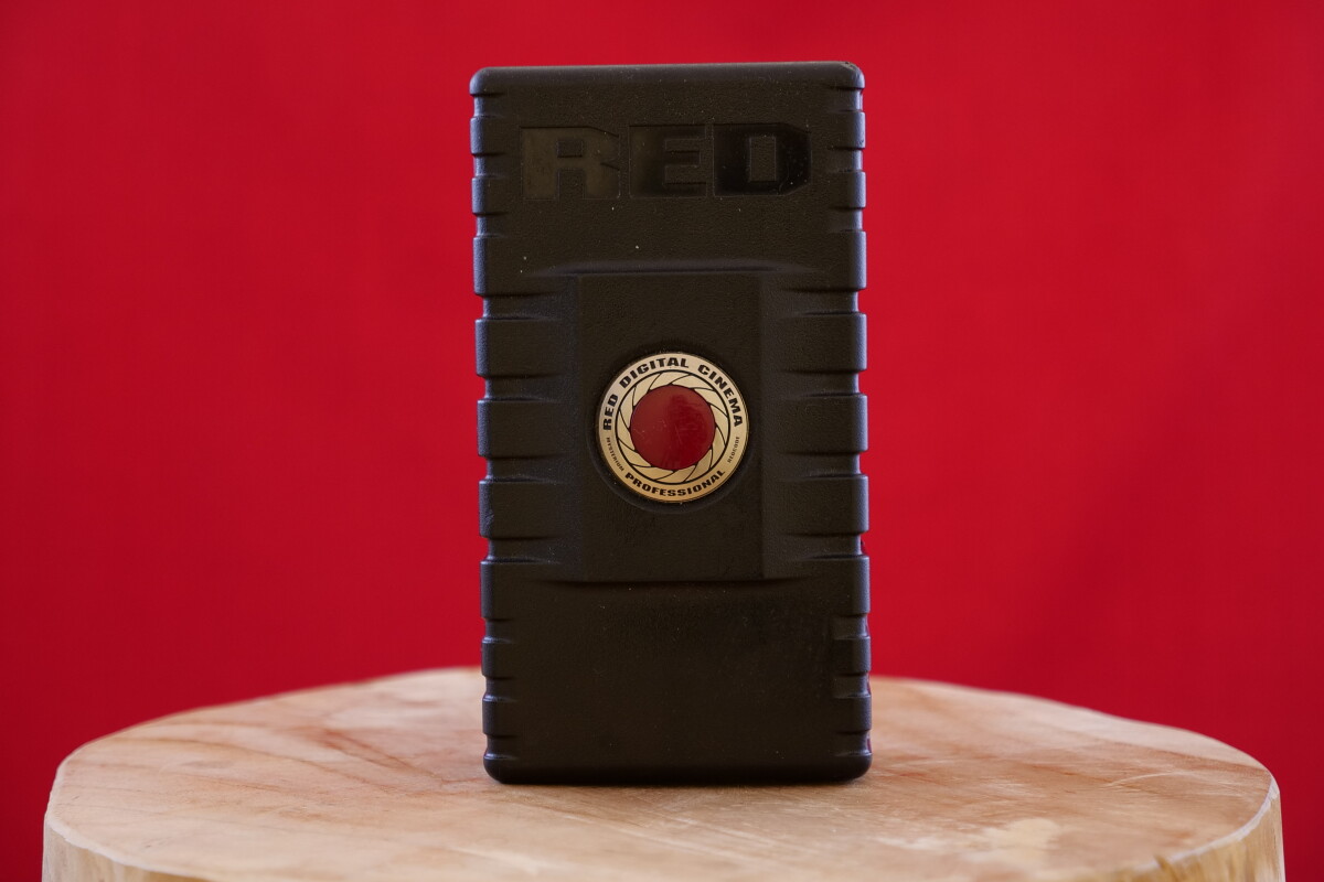 Location RED RED BRICK V-mount 153Wh - Lightyshare