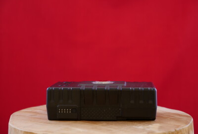 Location RED RED BRICK V-mount 153Wh