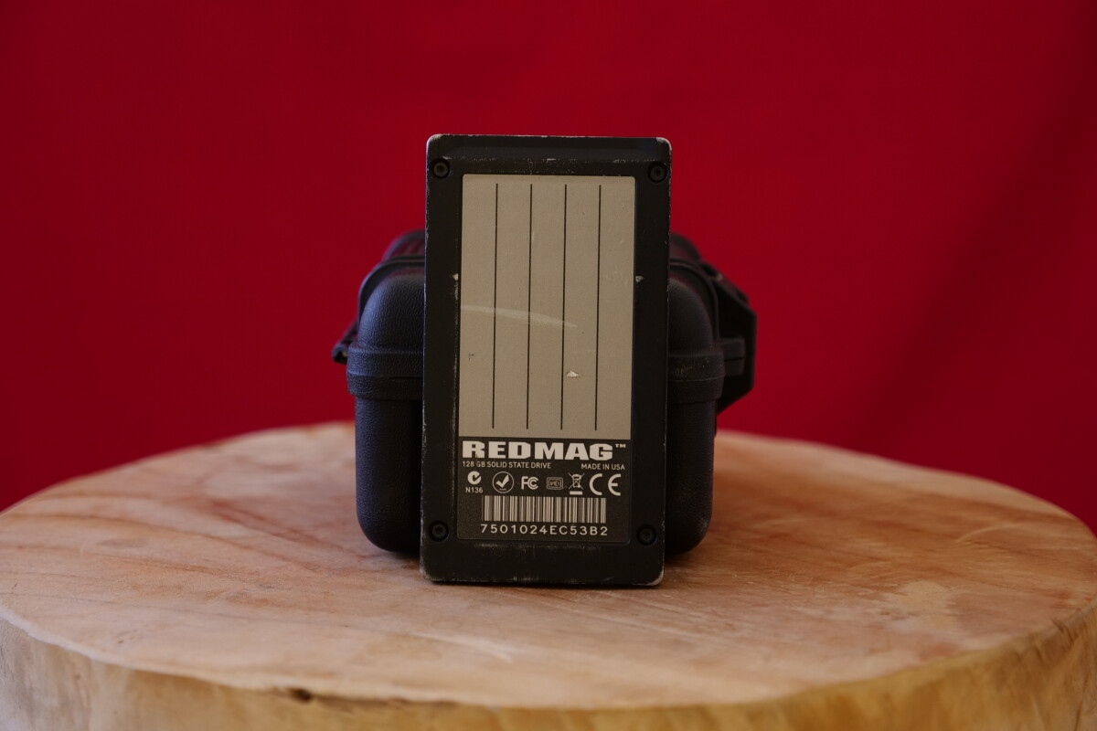 Location RED Redmag 1.8" 128Go - Lightyshare