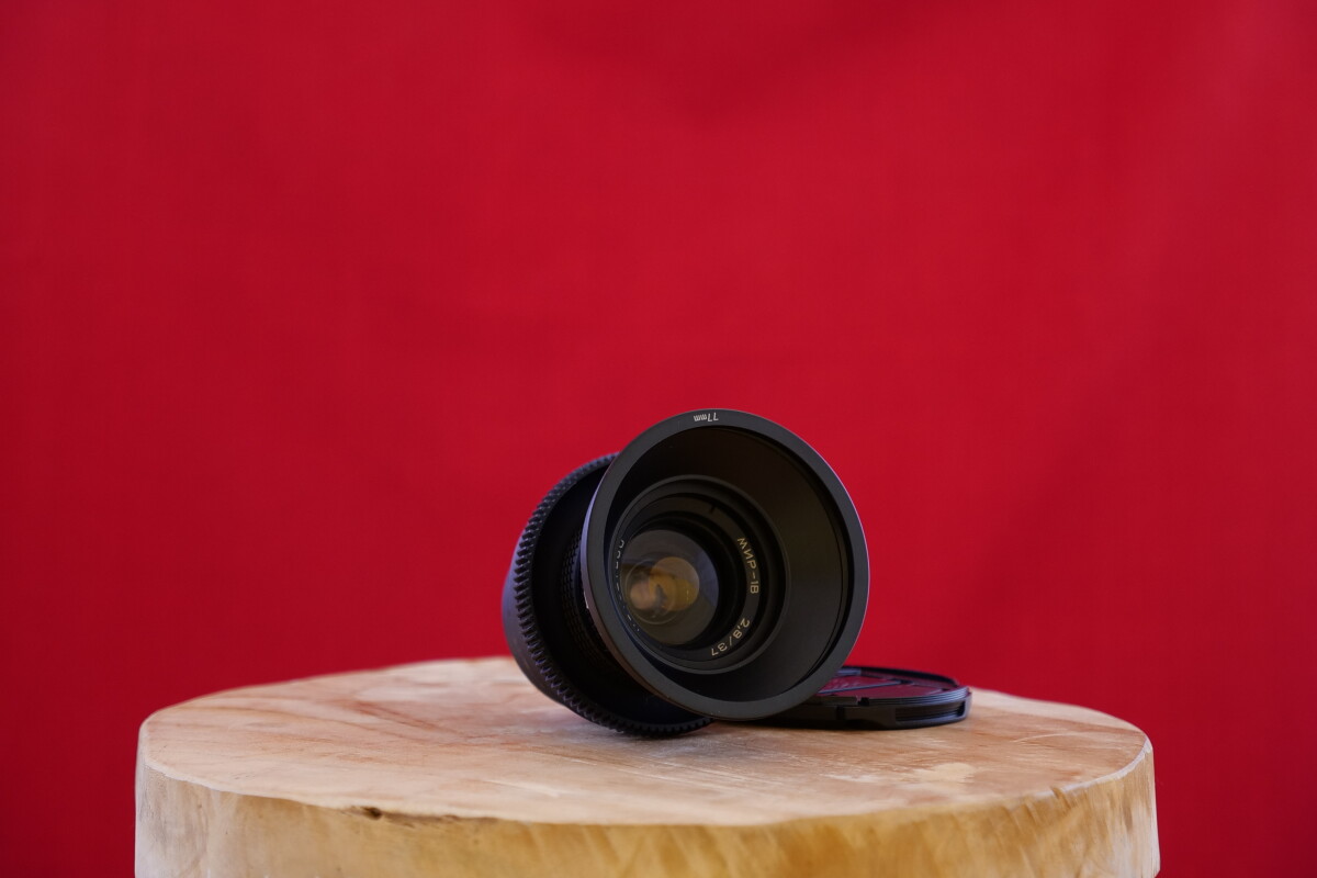Location Mir 37mm/f2.8 PL - Lightyshare