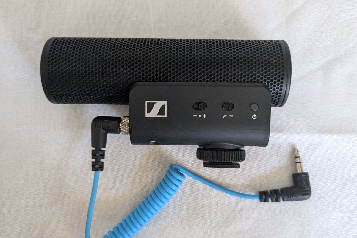 Location Sennheiser MKE 400 - Lightyshare