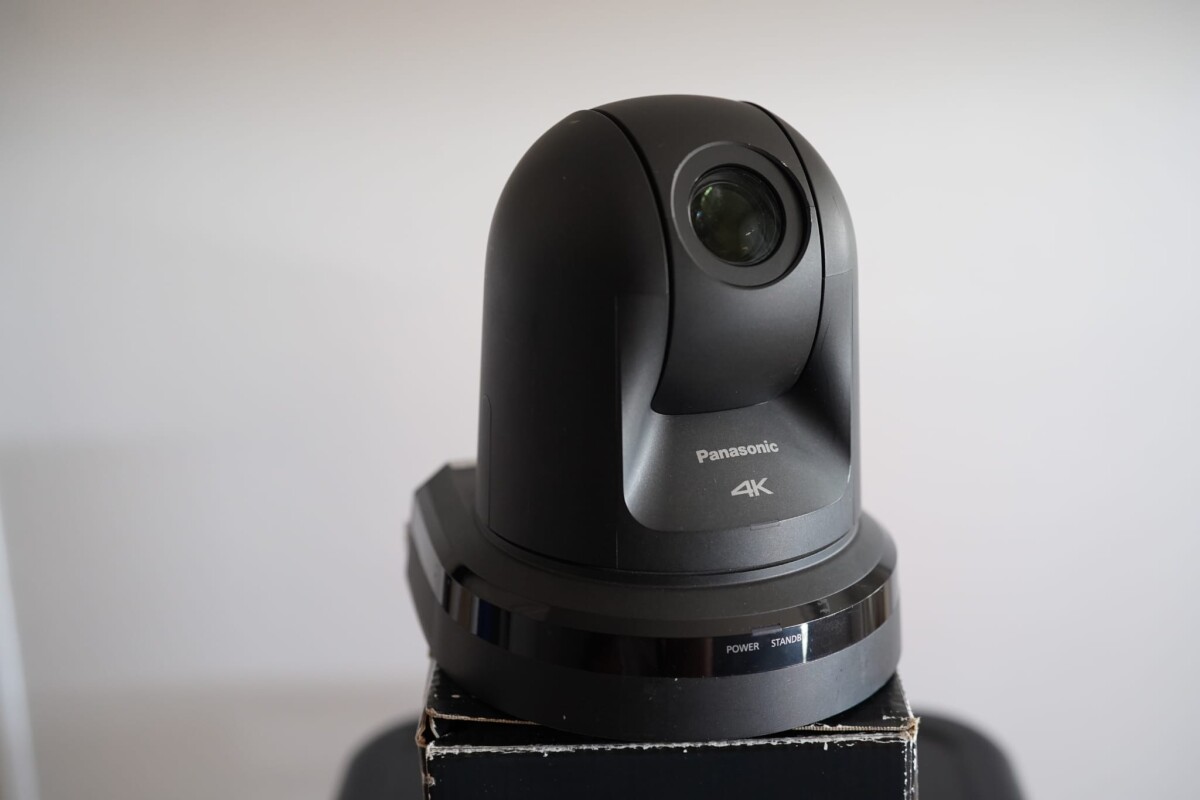 Location Panasonic AW-UE70-KE - Lightyshare