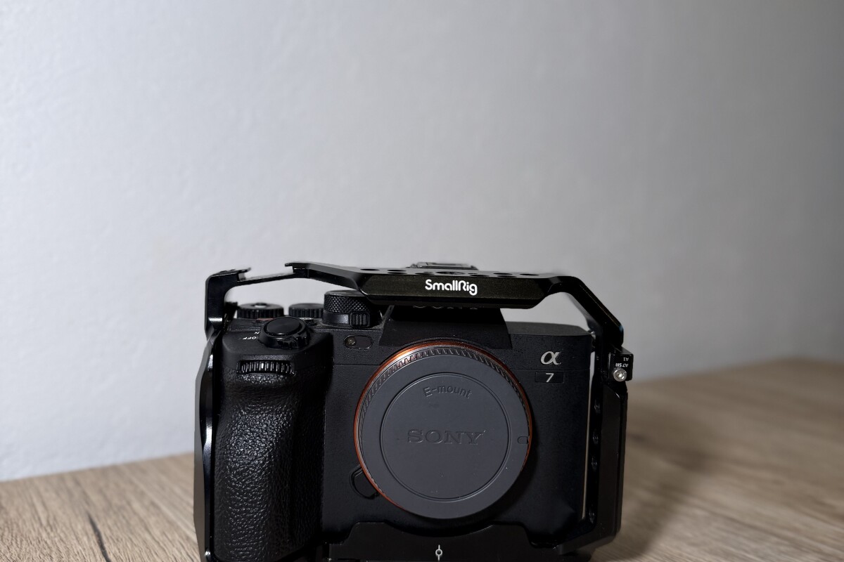 Location Sony Alpha 7 IV (A74) - Lightyshare