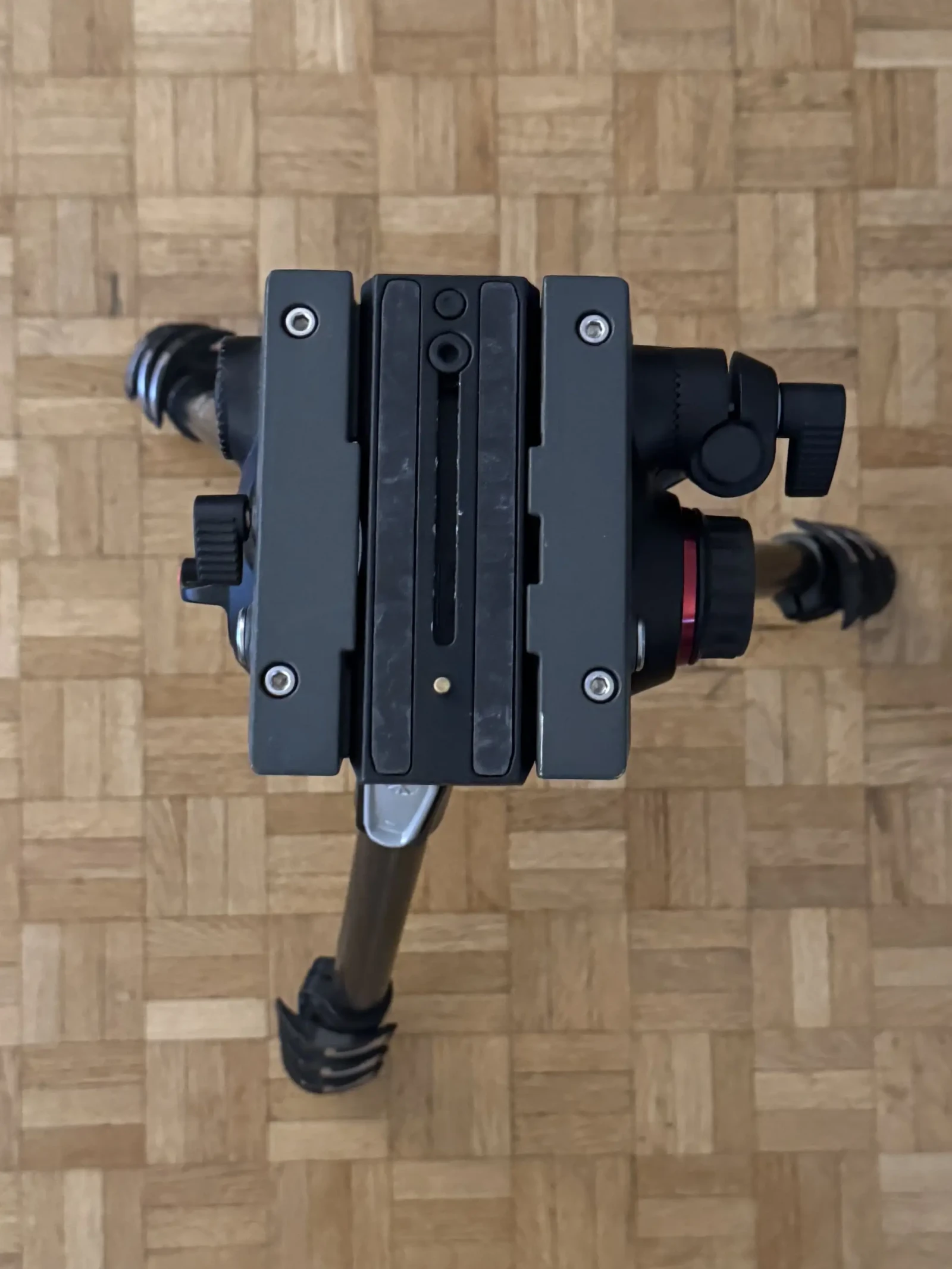 Manfrotto 055 - Photo 2 sur 2