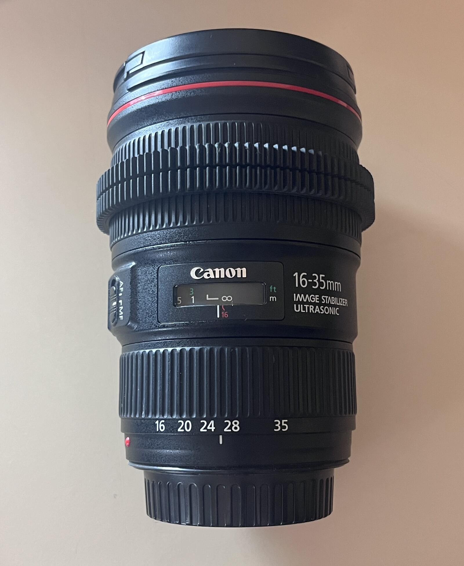 Canon EF 16-35mm f/2.8L III USM - Photo 2 sur 2