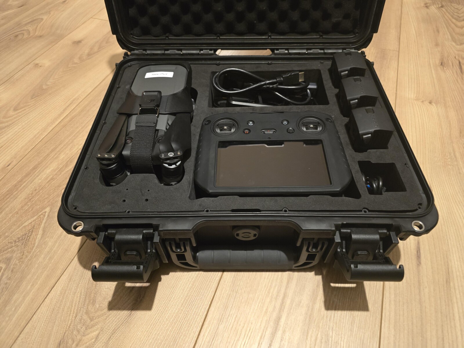 DJI Mavic 3 - Photo 2 sur 3