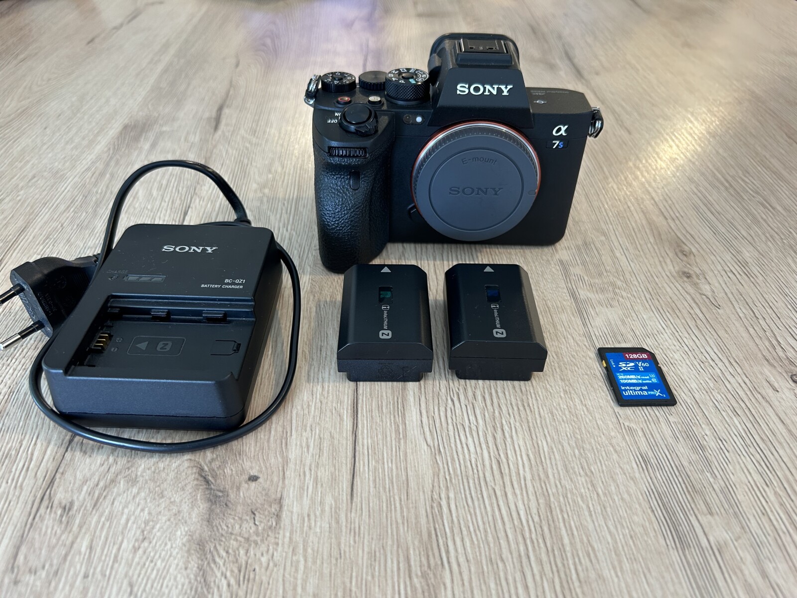Sony Alpha 7S III (A7S3) - Photo 2 sur 2