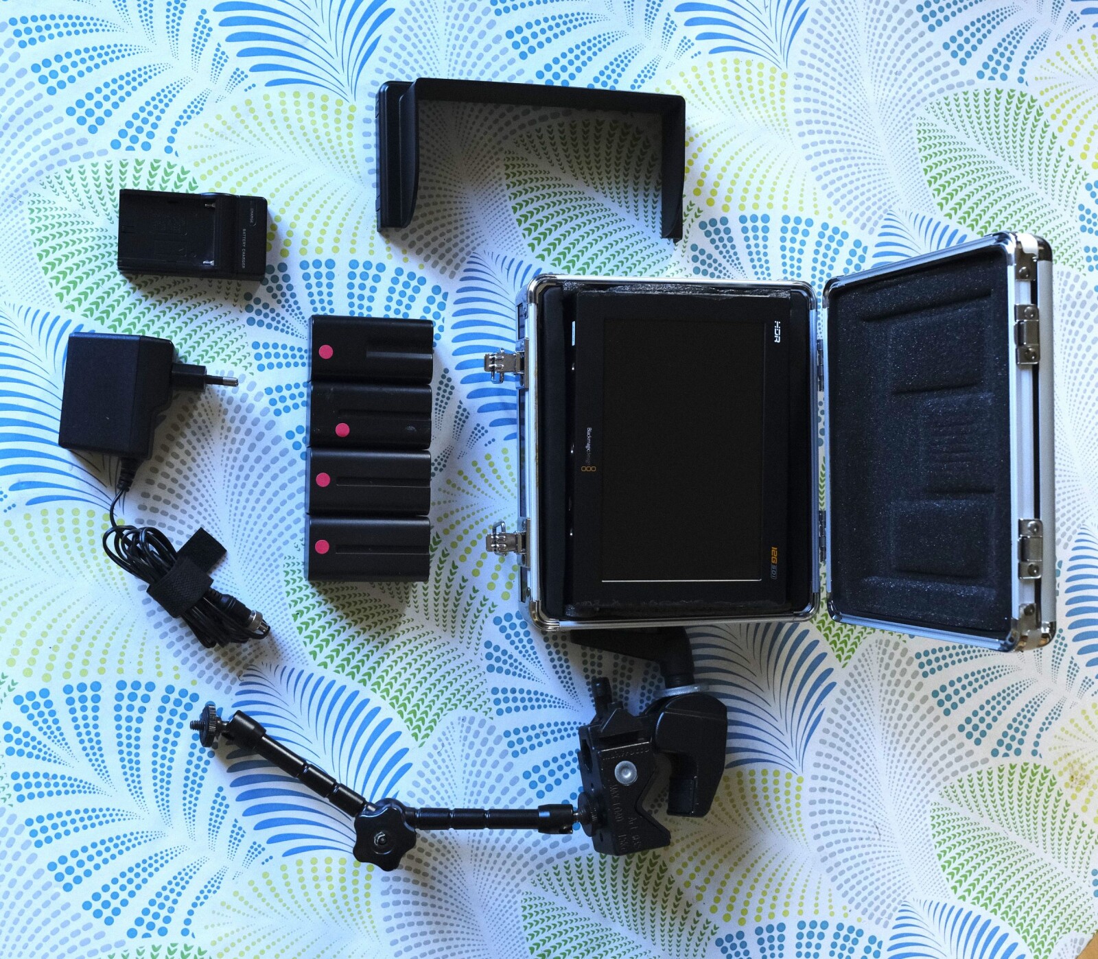 Blackmagic Design Video Assist 7" 12G HDR - Photo 4 sur 5