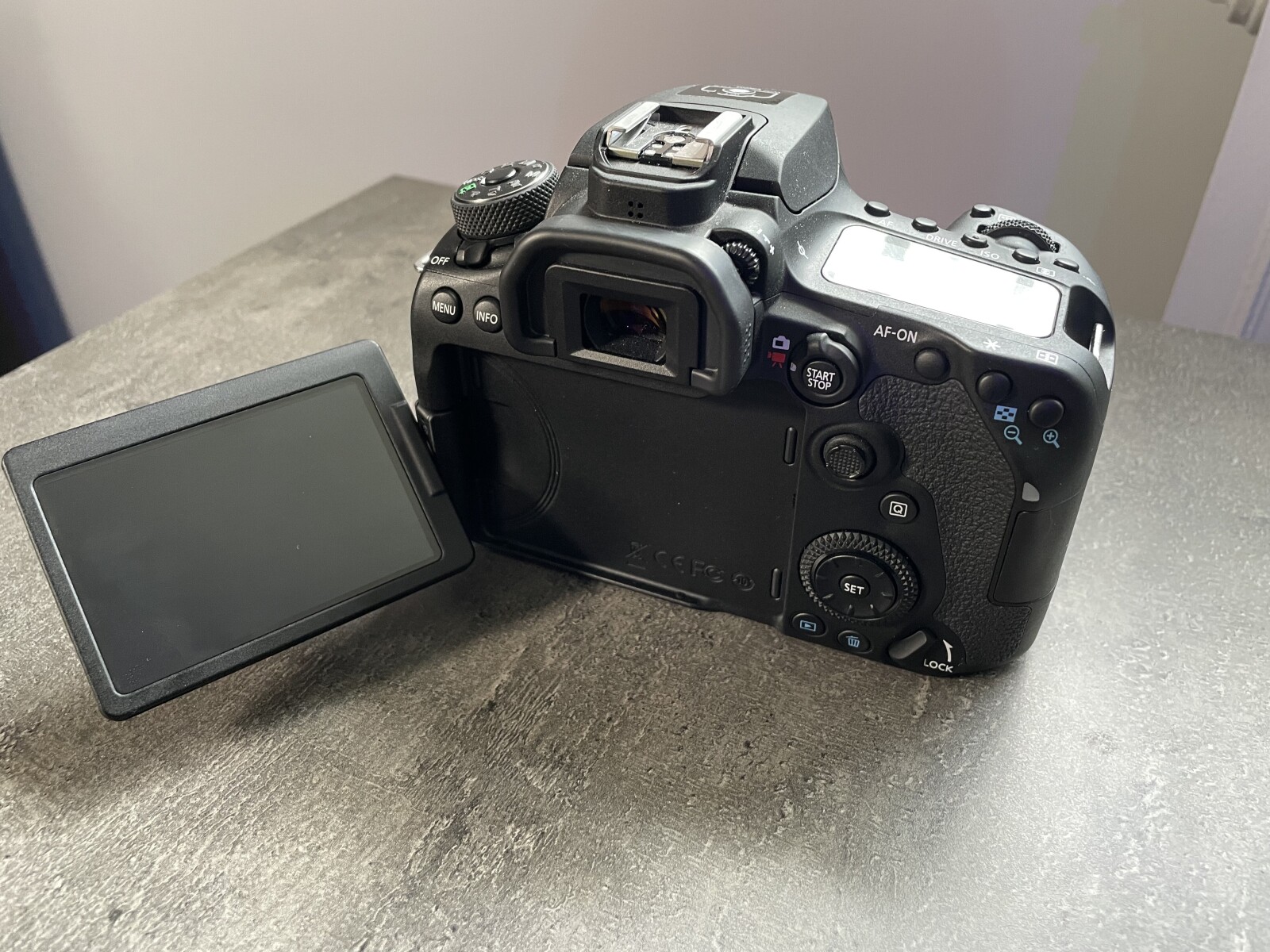 Canon EOS 90D #Soft - Photo 2 sur 2