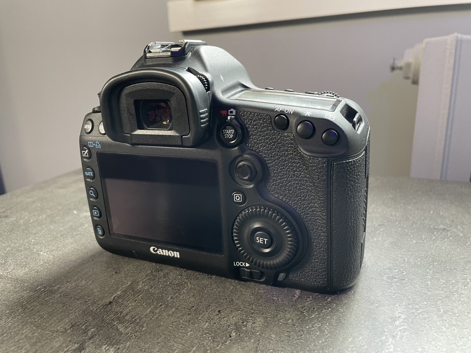 Canon 5D Mark III #Soft - Photo 2 sur 2