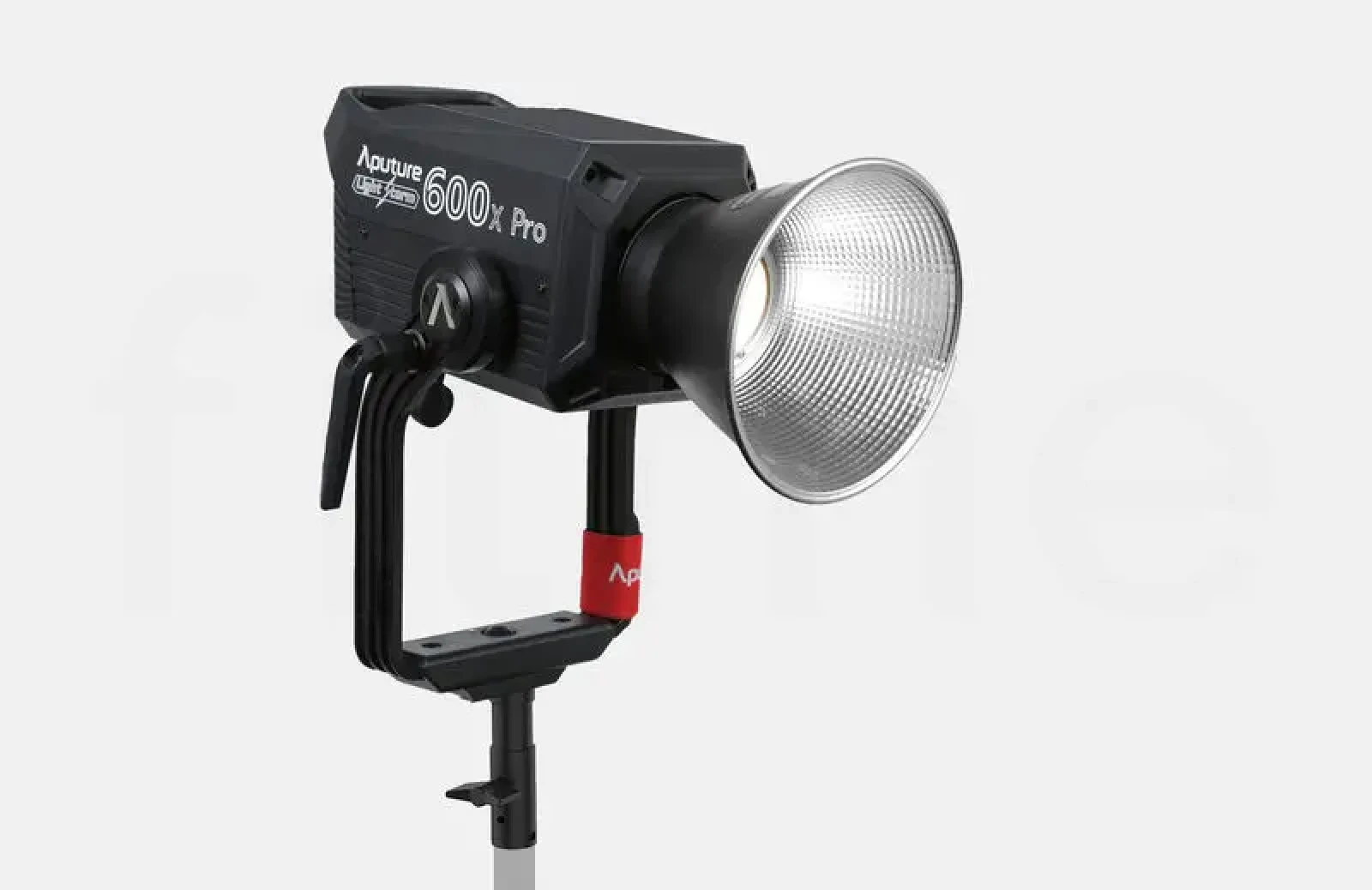 Aputure LS 600X Pro - Photo 2 sur 2