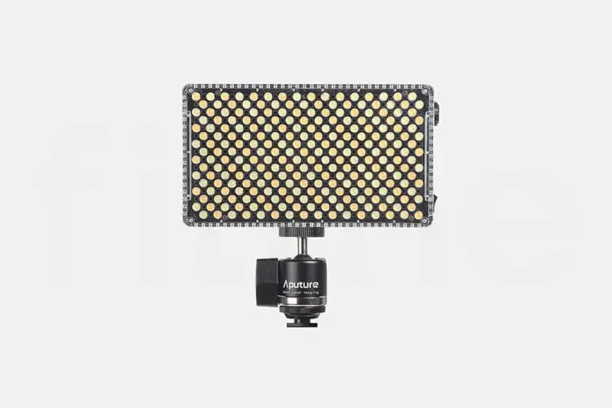 Location Torche de voyage Aputure AL-F7 - Lightyshare