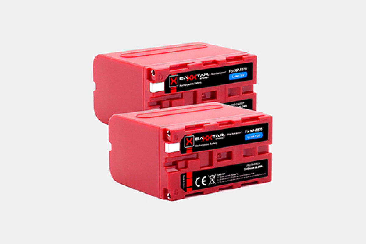 Location 2 x batteries NP-F950 Baxxtar + chargeur Patona - Lightyshare