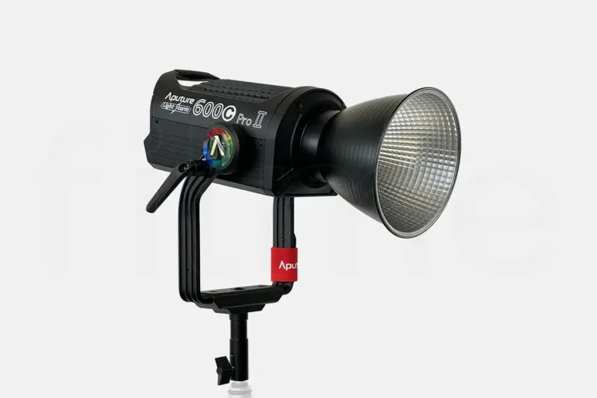 Location Aputure LS 600c Pro II - Lightyshare