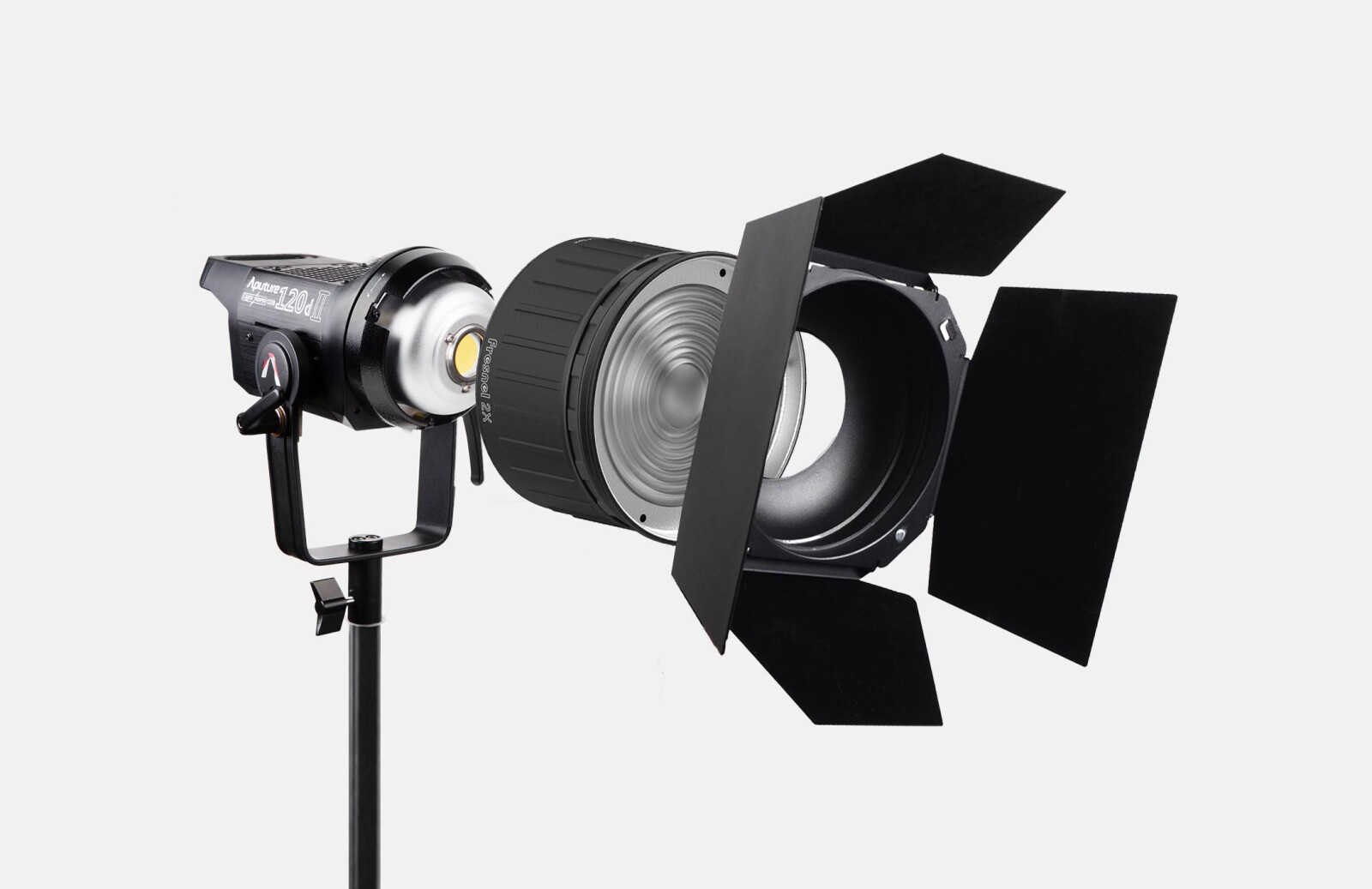 Led Aputure LS 120D Mark II #hardlight (Fresnel 2X, volets Barndoors, COB) - Photo 1 sur 1