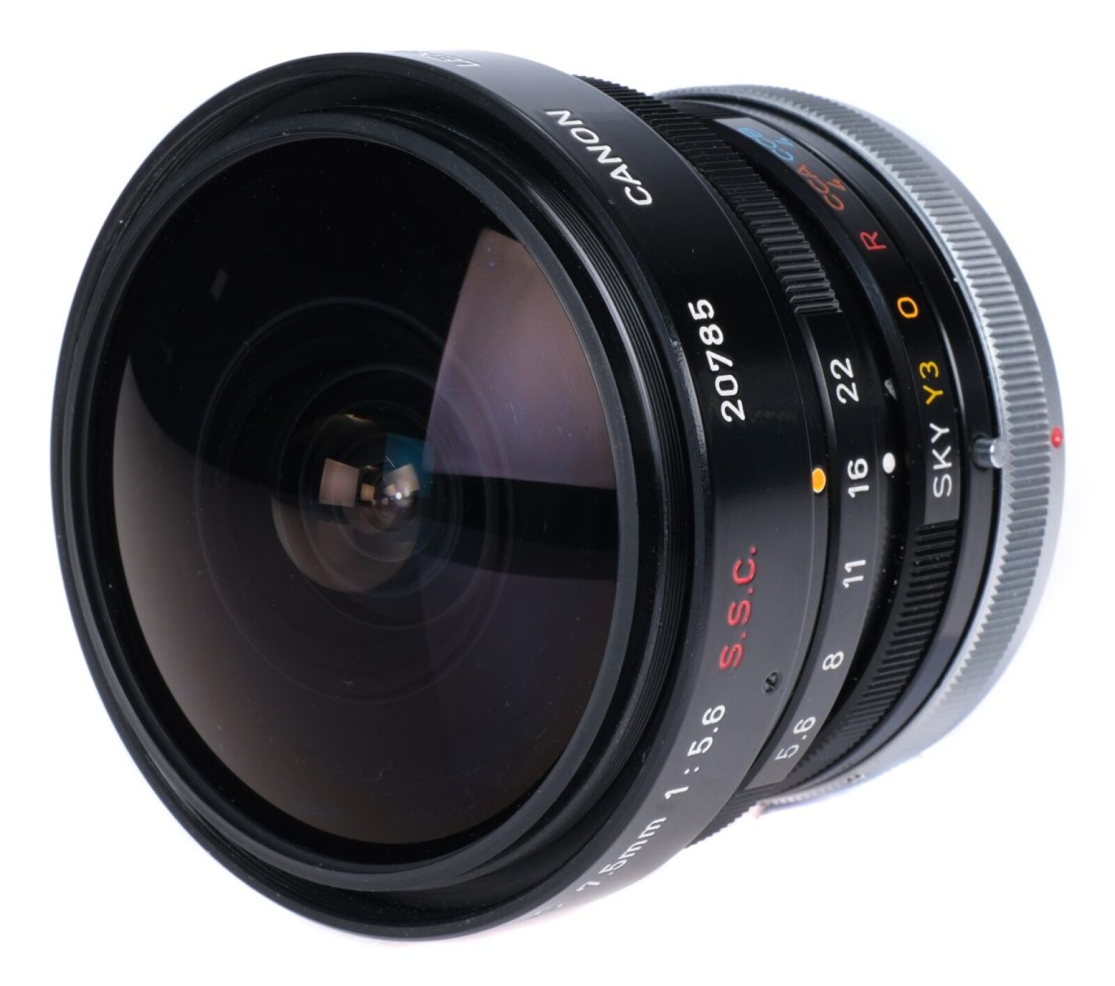 Canon FD 7.5mm f/5.6 S.S.C. - Photo 2 sur 2
