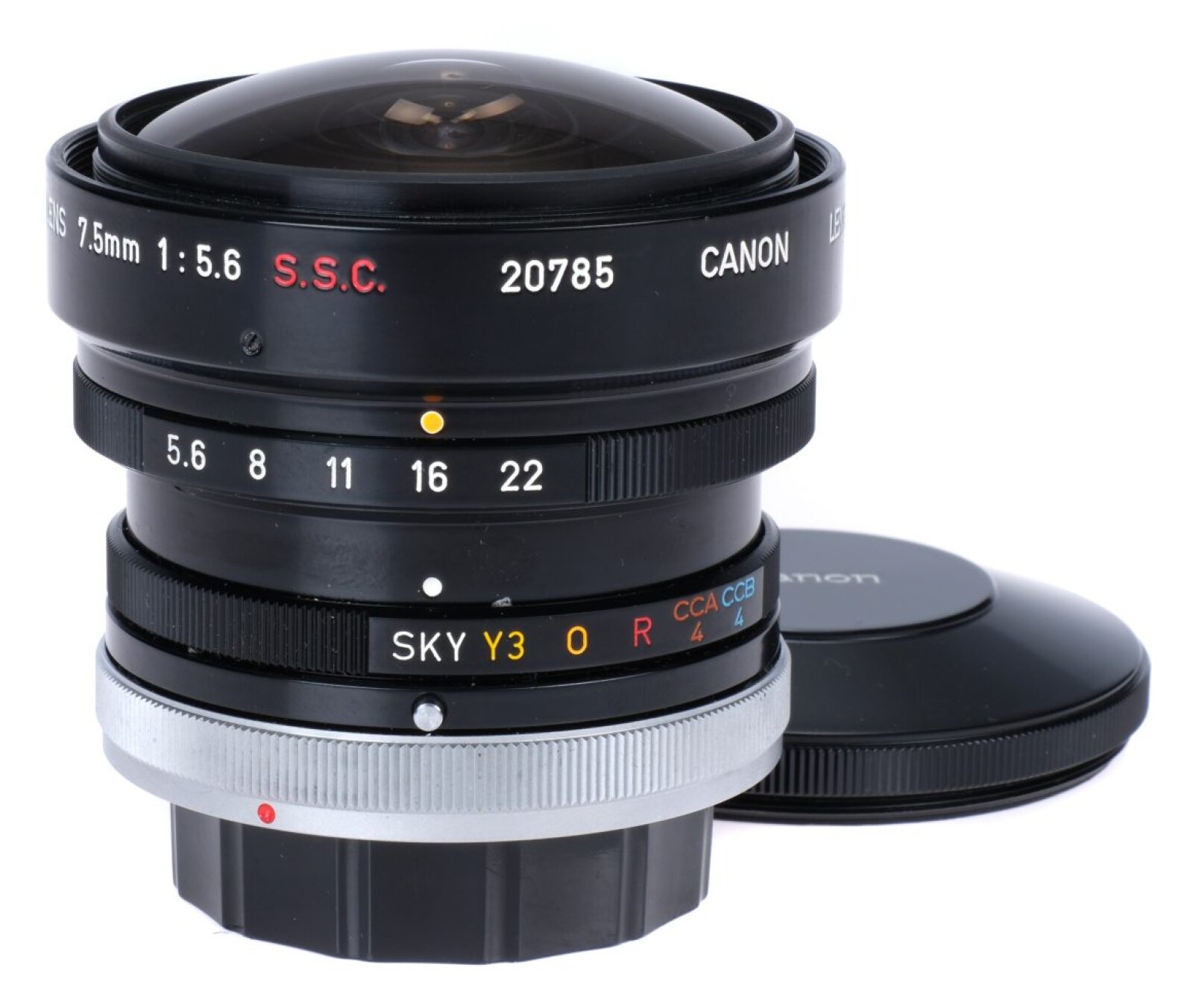 Canon FD 7.5mm f/5.6 S.S.C. - Photo 1 sur 2