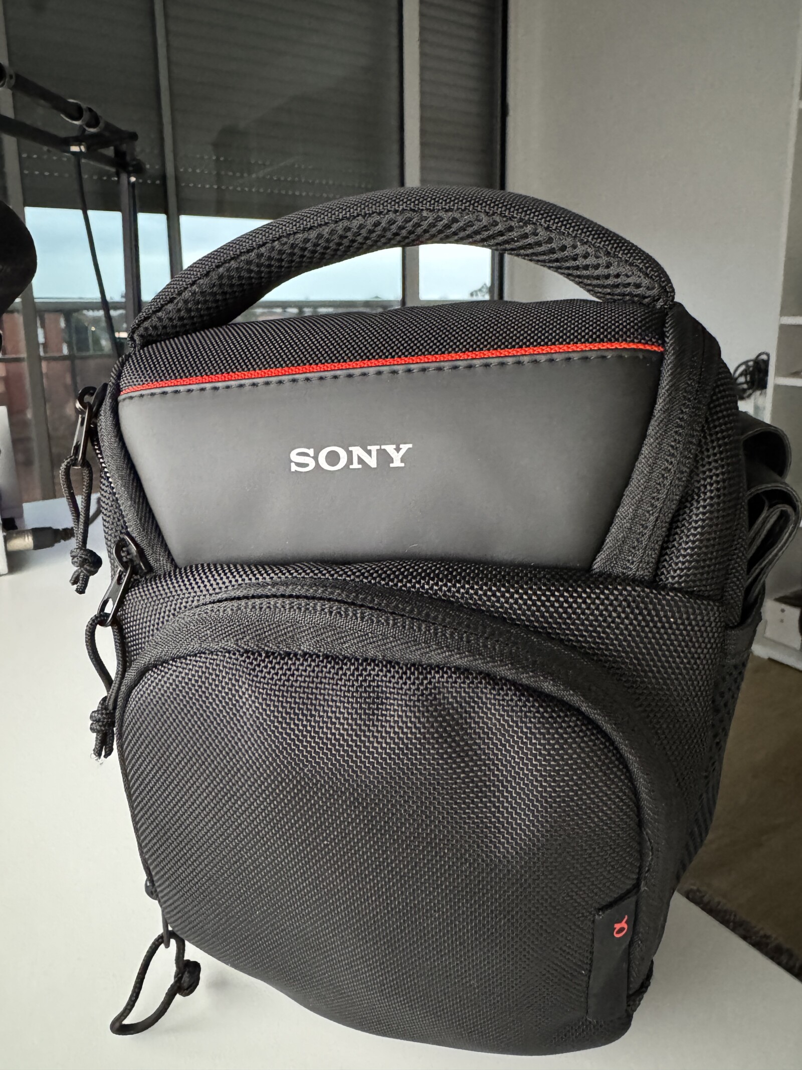 Sony LCS-ELCC - Photo 1 sur 1