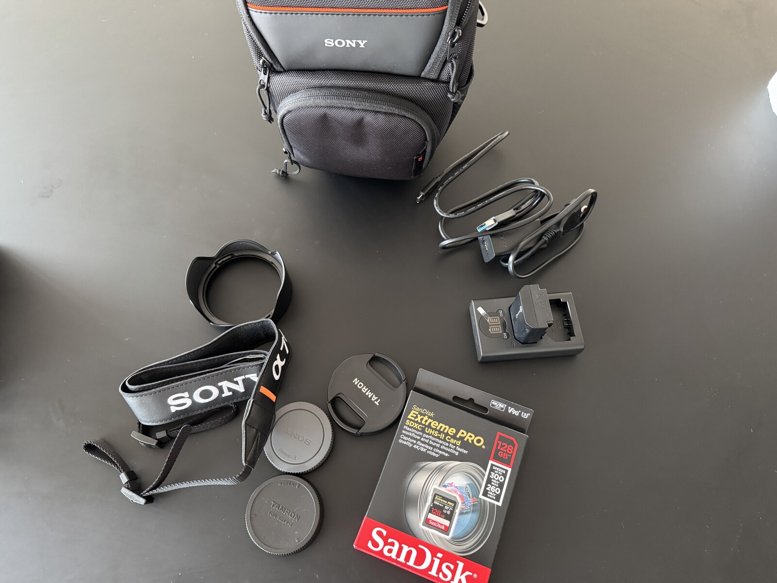 Pack Sony Alpha 7 IV essentiel - Photo 1 sur 3