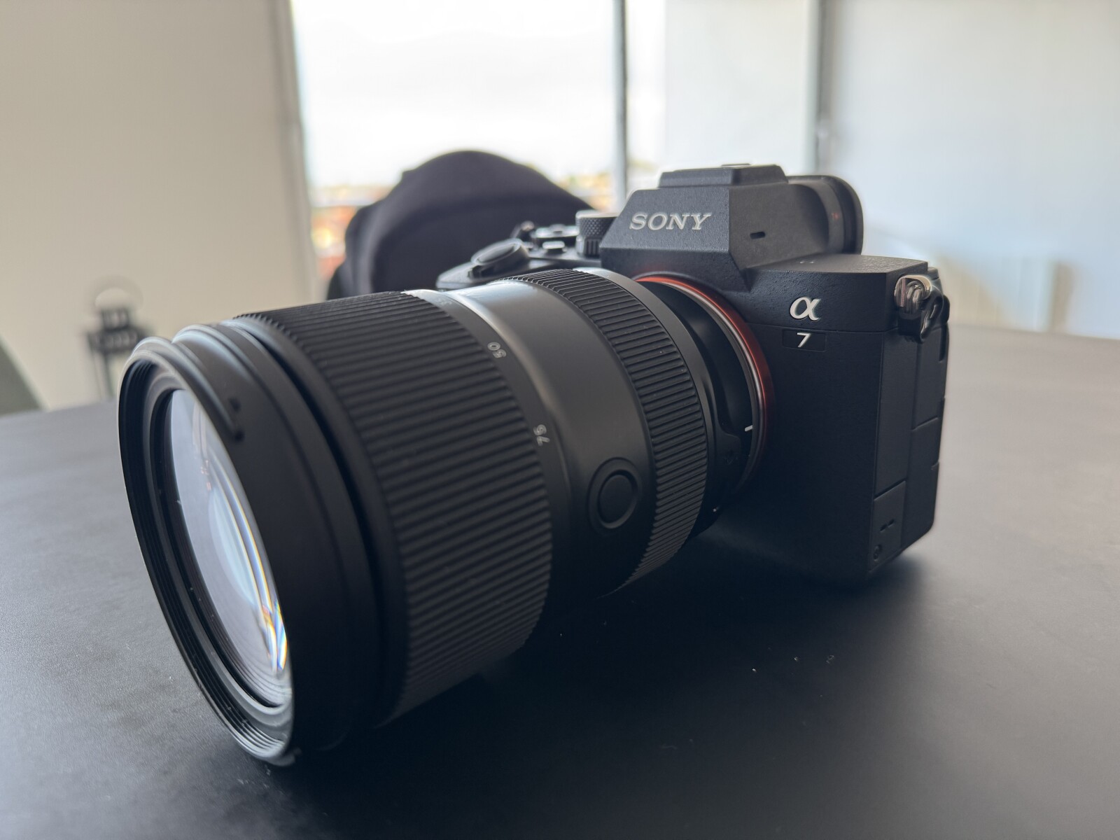 Pack Sony A7IV + Tamron 28-75mm F2.8 G2 + Accessoires - Photo 2 sur 5