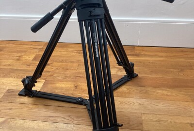 Location Trépied Manfrotto 525 MVB + tête Manfrotto 501 